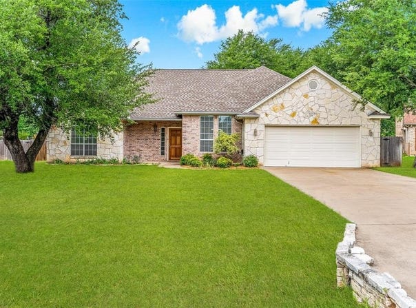 3104 Rim Rock Court, Granbury, TX 76049