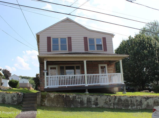 1010 McAlpine Street, Avoca, PA 18641