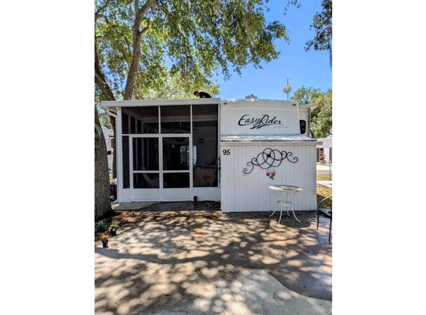 12870 E US 92, Dover, FL 33527