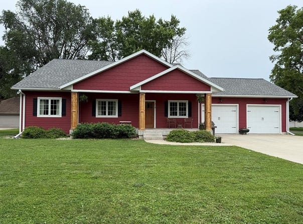 319 W Jefferson St, Lake CIty, IA 51449