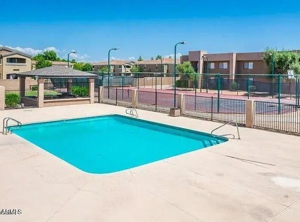 3810 N MARYVALE Parkway, Phoenix, AZ 85031