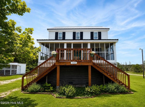1063 Highway 70, Stacy, NC 28581