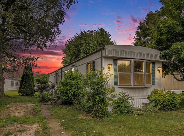 1200 S Washington Street, Constantine, MI 49042