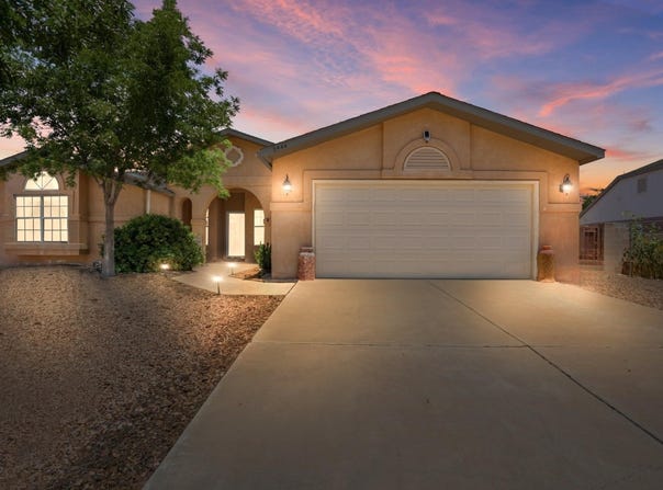 2544 TWIN BUTTES Drive NE, Rio Rancho, NM 87144