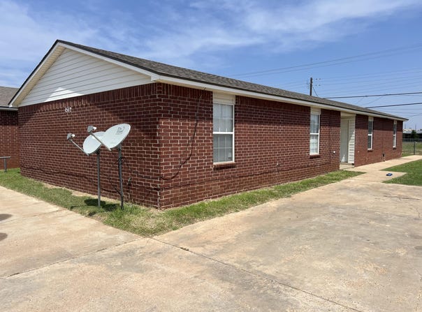 1512 82nd Street, Lubbock, TX 79423