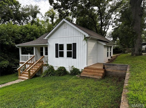 404 N First Street, Steelville, MO 65565