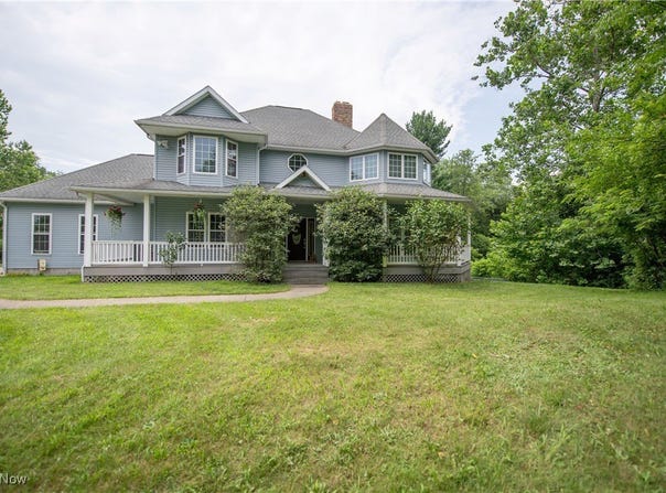 10617 Johnsford Road SW, Beach City, OH 44608