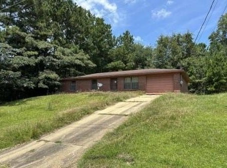 310 Sycamore Dr, Eufaula, AL 36027