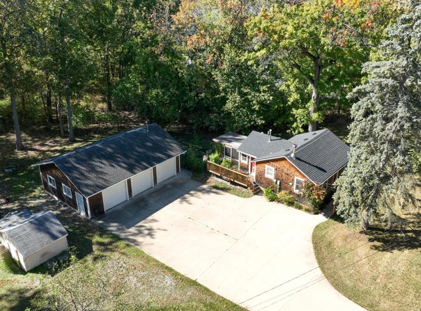 306 Eubank Street, Novi, MI 48377