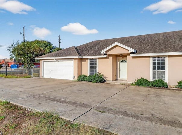 6834 Sandra, Corpus Christi, TX 78414