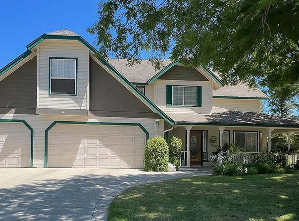 212 Hill View Lane, Coalinga, CA 93210