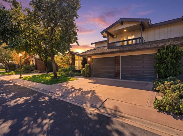 731 N Silvervale Drive, Visalia, CA 93291