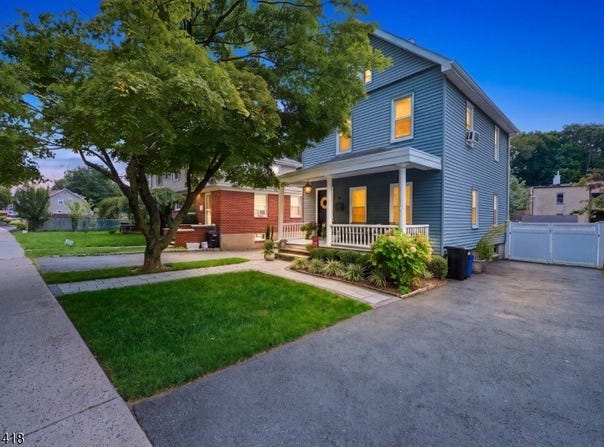38 Elm Rd, Caldwell Boro Twp., NJ 07006-5320