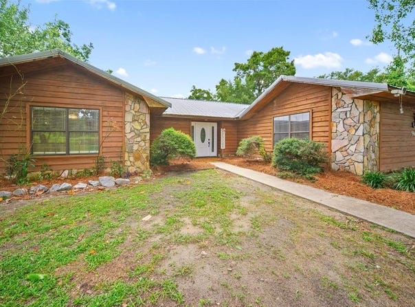 580 Old Transfer Rd, Wewahitchka, FL 32465