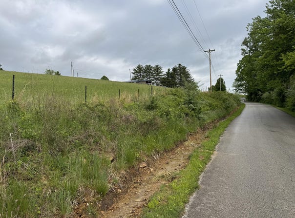 9999 Hensley Road, East Bernstadt, KY 40729