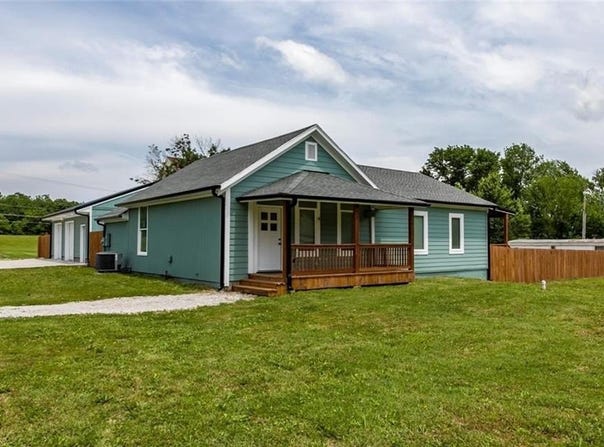 438 Lincoln Avenue, Osawatomie, KS 66064
