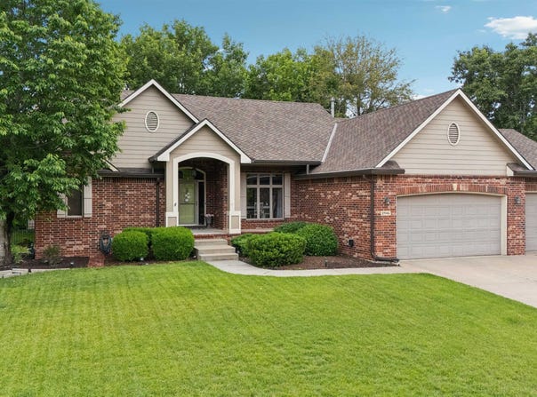 2946 N Wild Rose Ct, Wichita, KS 67205