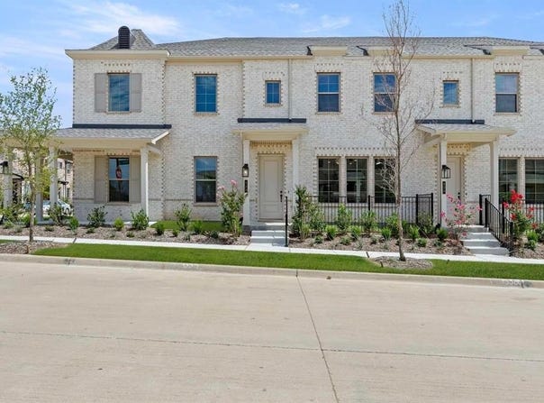 632 Blue Ridge Drive, Mansfield, TX 76063