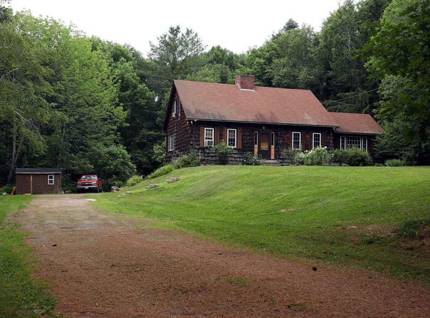 32 Williams Road, Chelsea, ME 04330