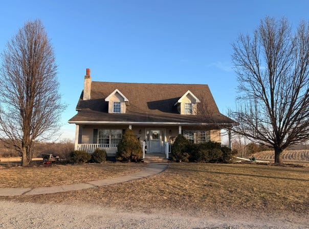 12933 315th St, Lamoni, IA 50140