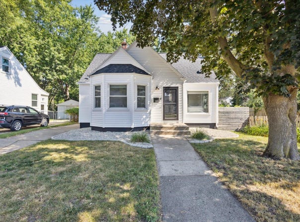 355 Eola Street SE, Grand Rapids, MI 49507