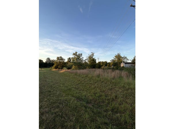 7631 Hwy 11, Campobello, SC 29322