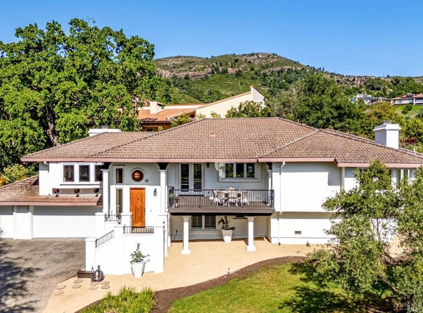 14 Maui Way, Napa, CA 94558