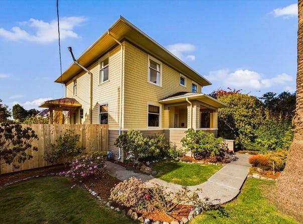 2220 E Street, Eureka, CA 95501