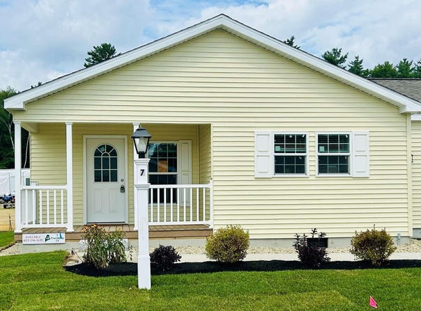7 Friendship Court, Berwick, ME 03901