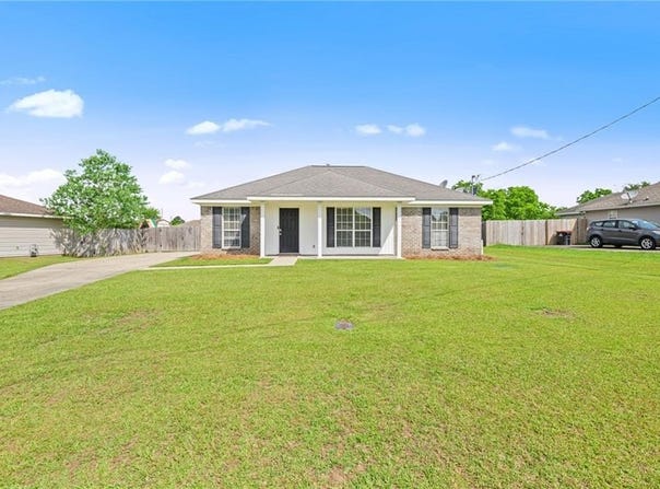 13578 James Copeland Drive, Mobile, AL 36695