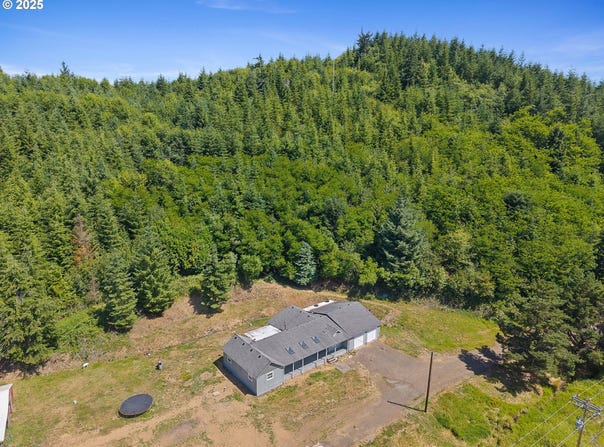 16020 HIGHWAY 101, Tillamook, OR 97141