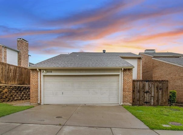 2222 Salem Drive, Carrollton, TX 75006