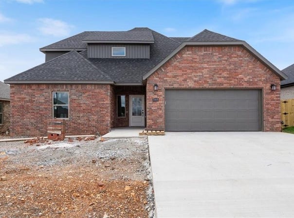 7005  SW High Meadows  BLVD, Bentonville, AR 72713