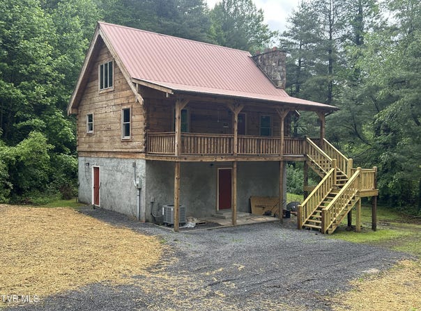 4406 Lawson Hollow Road, Coeburn, VA 24230