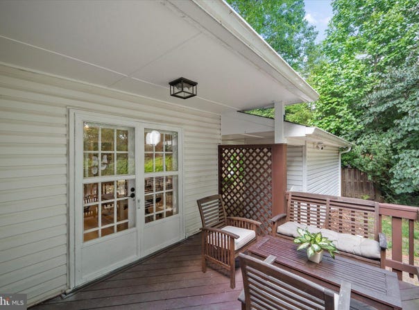 10019 CAVALRY DRIVE, FAIRFAX, VA 22030
