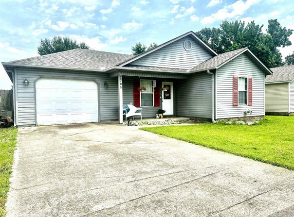 2705 N 4 1/2 Street, Paragould, AR 72450