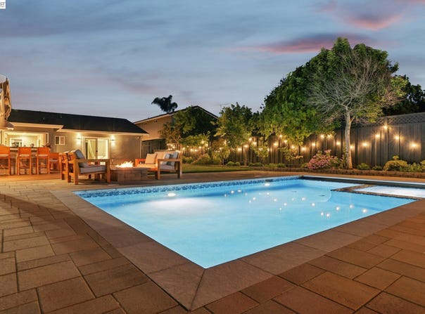 7799 Hermitage Ave, Newark, CA 94560