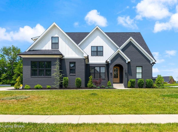 6293 Clore Ln, Crestwood, KY 40014