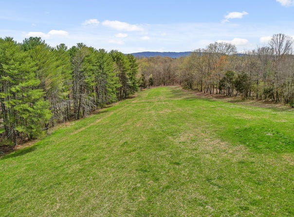 9680 Birchwood Pike, Harrison, TN 37341