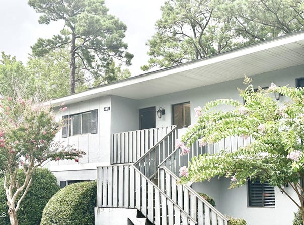 4451 Holly Tree Road, Wilmington, NC 28412