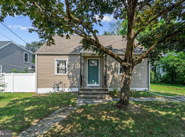 415 CENTER AVENUE, RUNNEMEDE, NJ 08078