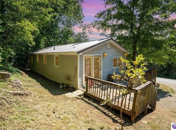 226 Melody Drive, New Haven, KY 40051