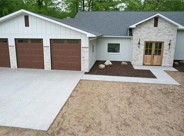 20482 Lord Road, Center Twp, MN 56465