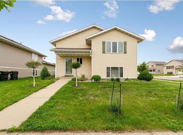 2115 Turpin Street, Saint Peter, MN 56082