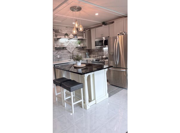 185 Canterbury H, West Palm Beach, FL 33417