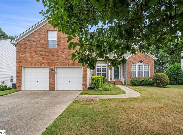 8 Birkdale Drive, Simpsonville, SC 29681