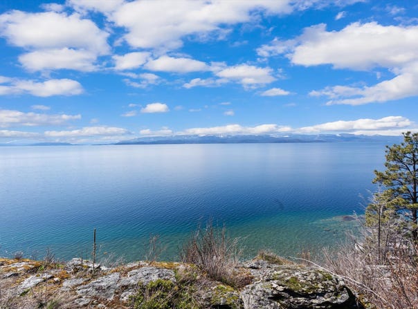 17299 Cliffhanger Lane, Bigfork, MT 59911