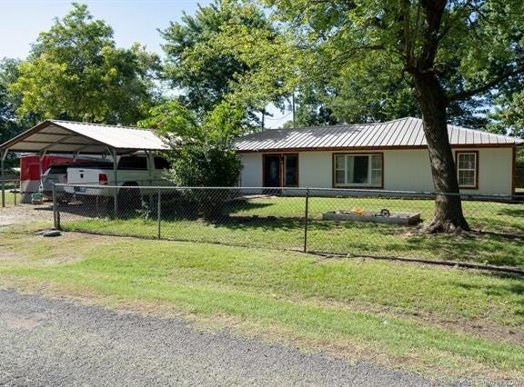 31580 E 684 Drive, Wagoner, OK 74467