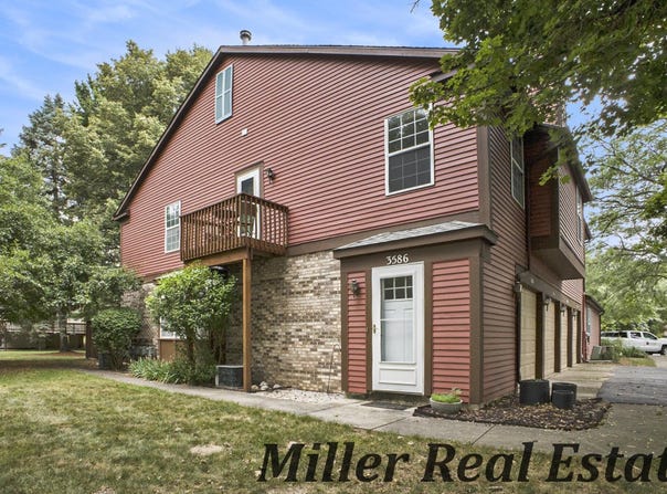 3586 Whispering Brook Court SE, Kentwood, MI 49508