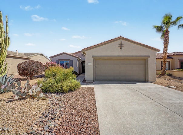 19119 N CASA BLANCA Way, Surprise, AZ 85387